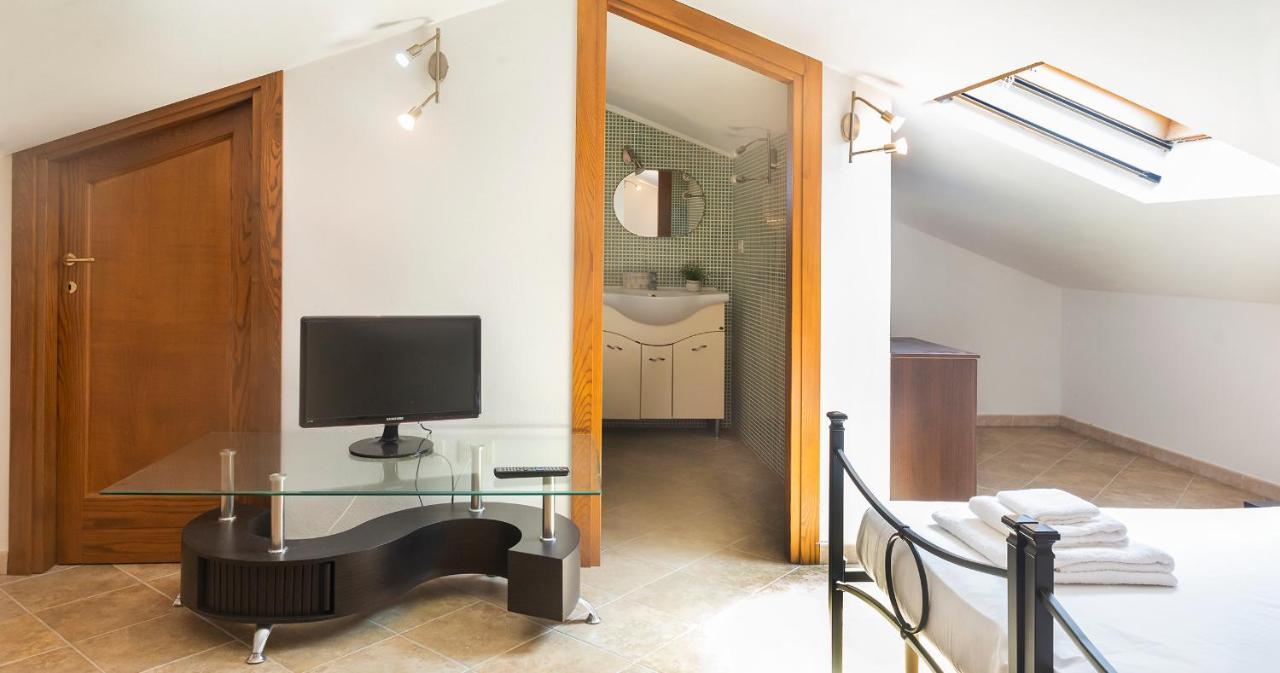 Domo Galante Apartment อาลเกโร ภายนอก รูปภาพ